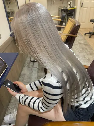 ロング カラー 広島:ミルキーカラー tsumaのヘアスタイル