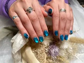 ネイル salon de 4H(サロンドフォーエイチ)所属・大貫 蓮衣のネイルデザイン