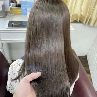 ミディアム カラー Soleria 田中慎一のヘアスタイル