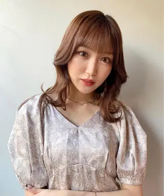 セミロング カラー RIKO👼🏻💓 韓国ガーリーのヘアスタイル