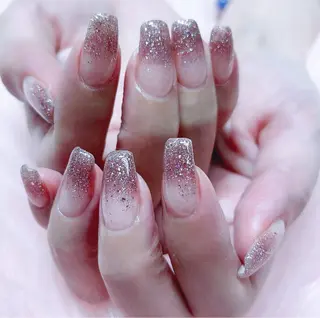 ネイル MoonNail ユリ🌸のネイルデザイン