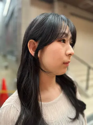 ロング RI HOのヘアスタイル
