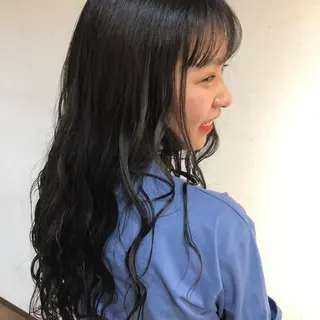 セミロング ブリーチ毛矯正.髪質 改善.髪にドラマをのヘアスタイル
