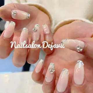 ネイル Nail salon Dejavu 🌿のネイルデザイン