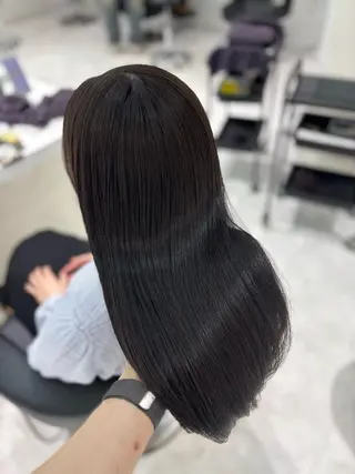 ロング カラー 流行りの透明感カラー ×縮毛矯正🤍ユウのヘアスタイル
