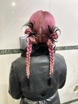 カラー ヘアアレンジ 💫miyu💫デザ インカラー/アレンジのヘアスタイル