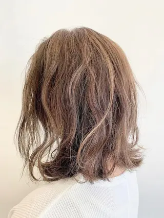 ミディアム カラー 田中 奈布のヘアスタイル