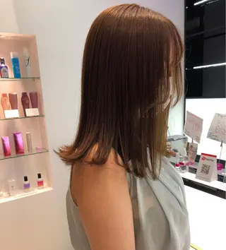 ロング カラー 相川 愛実のヘアスタイル
