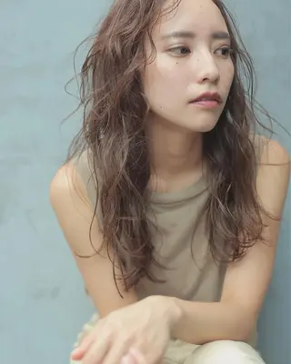 セミロング カラー パーマ 🧼柴田 健太郎🧼のヘアスタイル