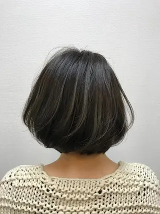 ショート カラー 吉森 満俊のヘアスタイル
