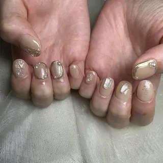 ネイル 里見 麗のネイルデザイン