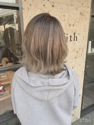 ミディアム 山本 みきのヘアスタイル