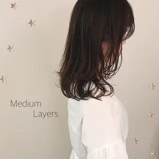 ミディアム カラー 市川 千夏のヘアスタイル