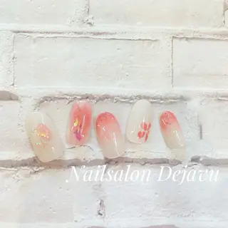 ネイル Nailsalon Dejavuのネイルデザイン