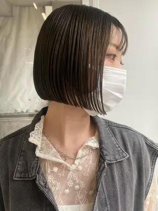 ショート カラー センターパート/ 暖色カラーayuのヘアスタイル