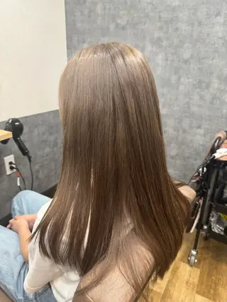 ロング カラー reeed konnoのヘアスタイル