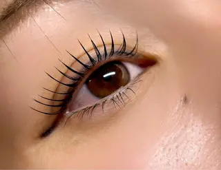 マツエク・マツパ LALA by BREK所属・Yu inaのマツエク・マツパデザイン