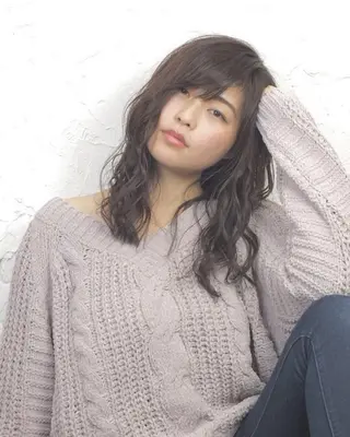 セミロング カラー パーマ ヘアアレンジ エグチ アキラのヘアスタイル
