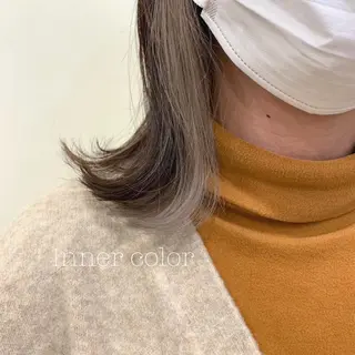 ミディアム カラー ぱつっとボブ/ 小野あかねのヘアスタイル