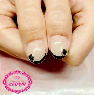 ネイル CROWN プライベートサロンのネイルデザイン