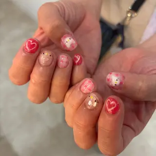 ネイル 栗田 ゆう子のネイルデザイン
