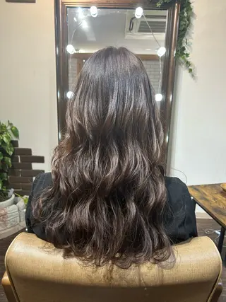 カラー 井上 龍詞のヘアスタイル