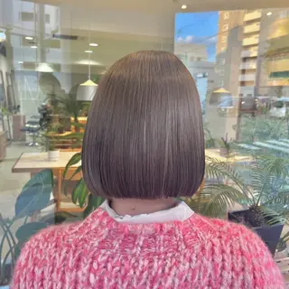 ショート hoNua. 栄/透明感カラーのヘアスタイル