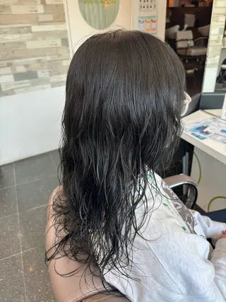 ロング カラー 髪質改善カラー| Yukino🫧のヘアスタイル