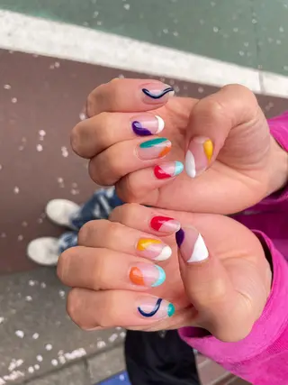 ネイル はばすみれ🎀ﾈｲﾙ 光ﾌｪｲｼｬﾙ ﾍｱのネイルデザイン