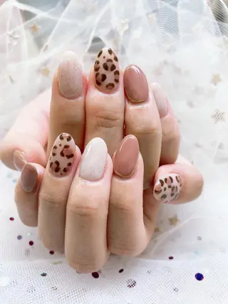 ネイル 🦋ネイルサロン ブラン🌈ゆりのネイルデザイン