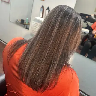 ロング 三原 友美のヘアスタイル
