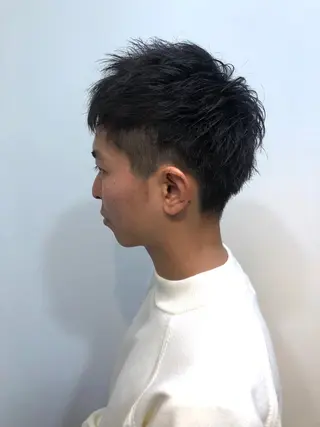 メンズ MIOベージュカラー 柔らかいカラーのヘアスタイル