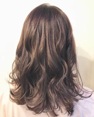 ミディアム カラー TOWA 野村　コウダイのヘアスタイル