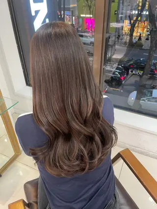 ロング カラー ヘアアレンジ 透明感カラー ai🫧🪞のヘアスタイル