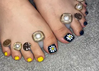 ネイル Lino+ ネイル&よもぎ蒸しのネイルデザイン