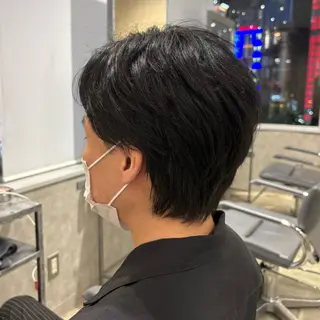 メンズ ハイトーン×推し カラー💫Miyuのヘアスタイル