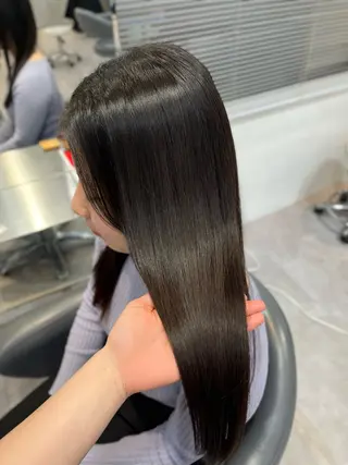 セミロング 透明感カラー🕊🤍 アサノ マユのヘアスタイル