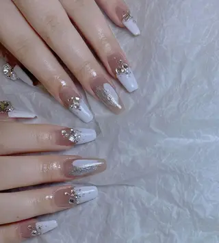 ネイル Queens テイのネイルデザイン