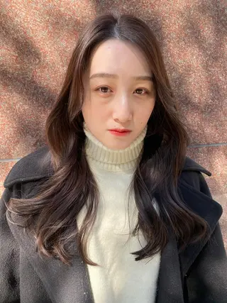 ロング まつもと りさのヘアスタイル
