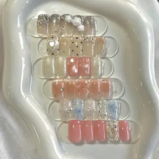 セミロング Aki ୨୧のネイルデザイン