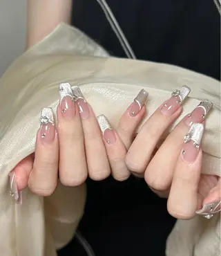 ネイル 周 テイのネイルデザイン