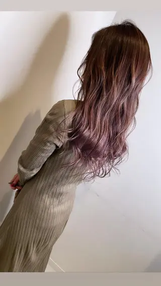 セミロング カラー ブリーチ👩🦳/ ✂︎MANAMIのヘアスタイル