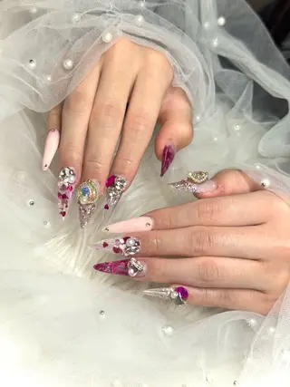 ネイル LUCAS 千葉 AOI💅🏾💕のネイルデザイン