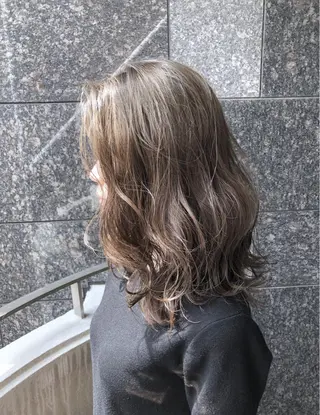ミディアム カラーアンドケアリタ kitamuuuのヘアスタイル