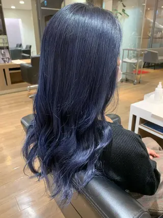 ロング カラー 薄田 珠美のヘアスタイル