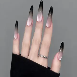 ネイル Em ma高田马場のネイルデザイン