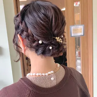ミディアム ヘアアレンジ NUMBER_ ユイナのヘアスタイル