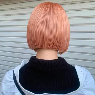 セミロング カラー ブリーチカラーが人気 onnuのヘアスタイル