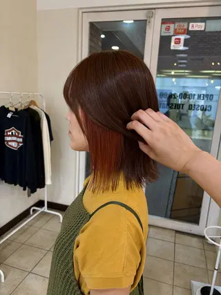 ミディアム カラー スズキ ユウナのヘアスタイル