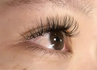 マツエク・マツパ enuemu所属・クマクラ ぱっちりeyeに💓のマツエク・マツパデザイン